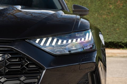 4.0 TFSI V8 Performance Carbon Vorsprung Estate 5dr Petrol Tiptronic quattro Euro 6 (s/s) (630 ps)