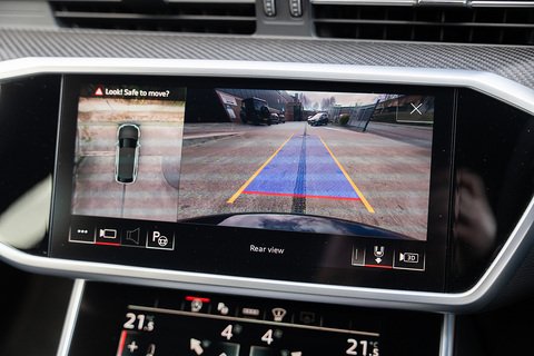 4.0 TFSI V8 Performance Carbon Vorsprung Estate 5dr Petrol Tiptronic quattro Euro 6 (s/s) (630 ps)