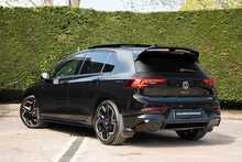 Volkswagen Golf eTSI MHEV R-Line 