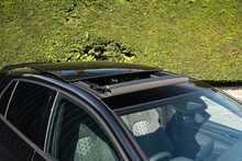 Volkswagen Golf eTSI MHEV R-Line 