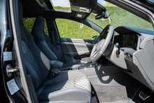 Volkswagen Golf eTSI MHEV R-Line 