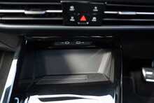 Volkswagen Golf eTSI MHEV R-Line 