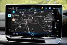 Volkswagen Golf eTSI MHEV R-Line 