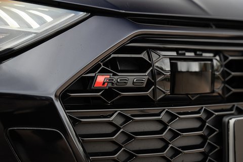 4.0 TFSI V8 Vorsprung Estate 5dr Petrol Tiptronic quattro Euro 6 (s/s) (600 ps)