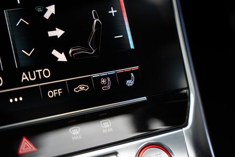 4.0 TFSI V8 Vorsprung Estate 5dr Petrol Tiptronic quattro Euro 6 (s/s) (600 ps)