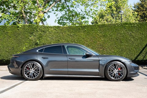 Performance Plus 93.4kWh 4S Saloon 4dr Electric Auto 4WD (11kW Charger) (571 ps)