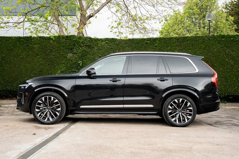 2.0 B5 MHEV Ultra Bright SUV 5dr Petrol Hybrid Auto 4WD Euro 6 (s/s) (250 ps)