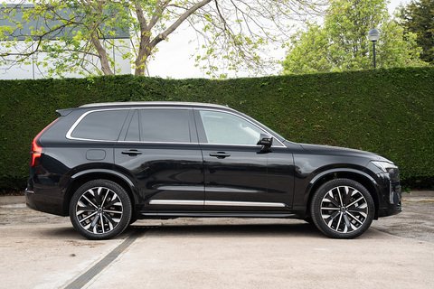 2.0 B5 MHEV Ultra Bright SUV 5dr Petrol Hybrid Auto 4WD Euro 6 (s/s) (250 ps)