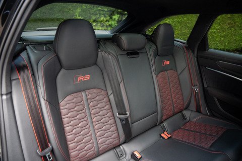 4.0 TFSI V8 Performance Carbon Vorsprung Estate 5dr Petrol Tiptronic quattro Euro 6 (s/s) (630 ps)