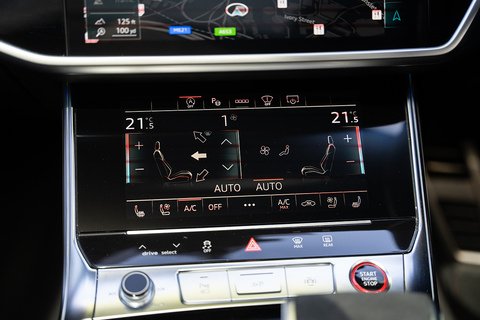 4.0 TFSI V8 Performance Carbon Vorsprung Estate 5dr Petrol Tiptronic quattro Euro 6 (s/s) (630 ps)