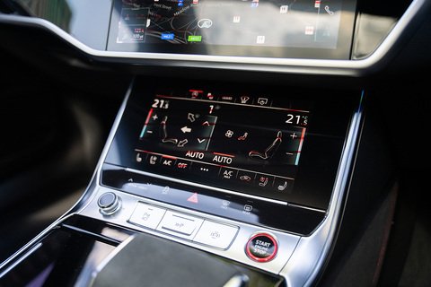 4.0 TFSI V8 Performance Carbon Vorsprung Estate 5dr Petrol Tiptronic quattro Euro 6 (s/s) (630 ps)