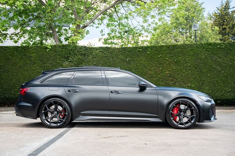 4.0 TFSI V8 Performance Carbon Vorsprung Estate 5dr Petrol Tiptronic quattro Euro 6 (s/s) (630 ps)