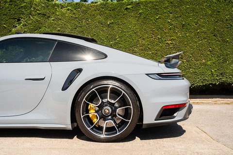 3.7T 992 Turbo S Coupe 2dr Petrol PDK 4WD Euro 6 (s/s) (650 ps)