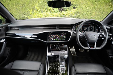 2.0 TFSIe 50 Black Edition Saloon 4dr Petrol Plug-in Hybrid S Tronic quattro Euro 6 (s/s) 17.9kWh (299 ps)