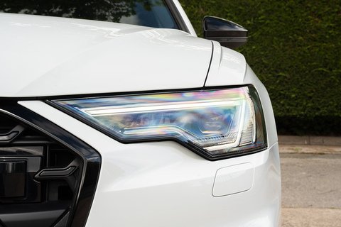 2.0 TFSIe 50 Black Edition Saloon 4dr Petrol Plug-in Hybrid S Tronic quattro Euro 6 (s/s) 17.9kWh (299 ps)