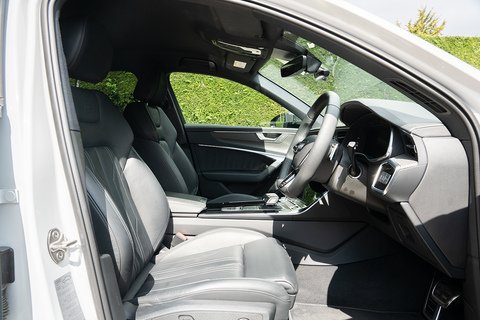 2.0 TFSIe 50 Black Edition Saloon 4dr Petrol Plug-in Hybrid S Tronic quattro Euro 6 (s/s) 17.9kWh (299 ps)