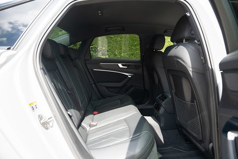 2.0 TFSIe 50 Black Edition Saloon 4dr Petrol Plug-in Hybrid S Tronic quattro Euro 6 (s/s) 17.9kWh (299 ps)