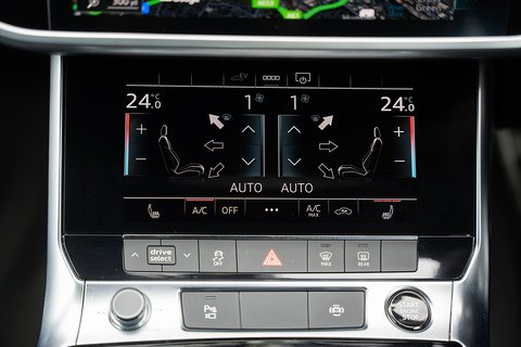 2.0 TFSIe 50 Black Edition Saloon 4dr Petrol Plug-in Hybrid S Tronic quattro Euro 6 (s/s) 17.9kWh (299 ps)