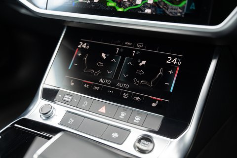 2.0 TFSIe 50 Black Edition Saloon 4dr Petrol Plug-in Hybrid S Tronic quattro Euro 6 (s/s) 17.9kWh (299 ps)