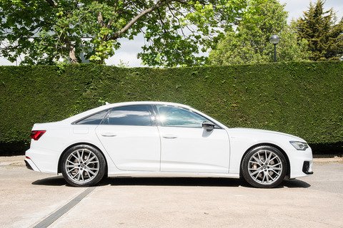 2.0 TFSIe 50 Black Edition Saloon 4dr Petrol Plug-in Hybrid S Tronic quattro Euro 6 (s/s) 17.9kWh (299 ps)