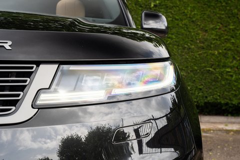 3.0 D300 MHEV SE SUV 5dr Diesel Auto 4WD Euro 6 (s/s) (300 ps)