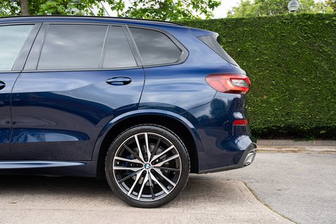 3.0 M50d SUV 5dr Diesel Auto xDrive Euro 6 (s/s) (400 ps)