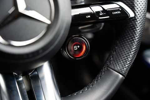 2.0 C43 MHEV AMG (Premium Plus) Saloon 4dr Petrol Hybrid G-Tronic+ 4MATIC Euro 6 (s/s) (408 ps)