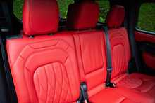 Land Rover Defender 110 D200 MHEV SE 