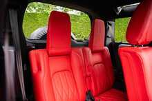 Land Rover Defender 110 D200 MHEV SE 