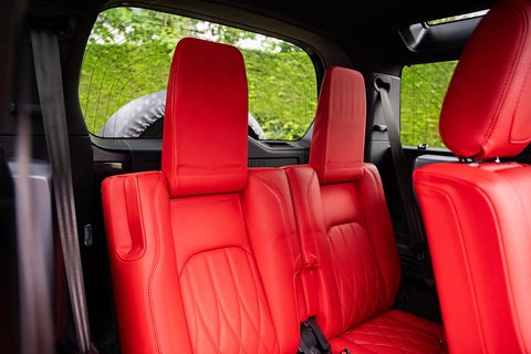 3.0 D200 MHEV SE SUV 5dr Diesel Auto 4WD Euro 6 (s/s) (200 ps)