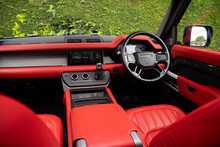 Land Rover Defender 110 D200 MHEV SE 
