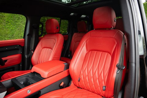 3.0 D200 MHEV SE SUV 5dr Diesel Auto 4WD Euro 6 (s/s) (200 ps)