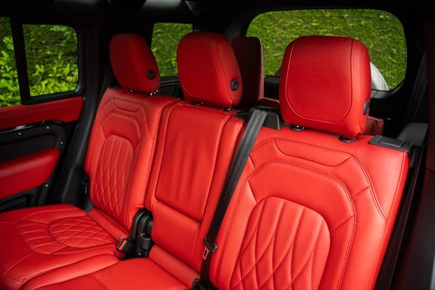 3.0 D200 MHEV SE SUV 5dr Diesel Auto 4WD Euro 6 (s/s) (200 ps)