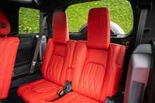 Land Rover Defender 110 D200 MHEV SE 