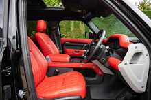 Land Rover Defender 110 D200 MHEV SE 
