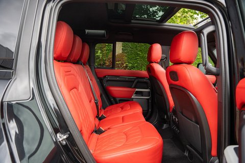 3.0 D200 MHEV SE SUV 5dr Diesel Auto 4WD Euro 6 (s/s) (200 ps)