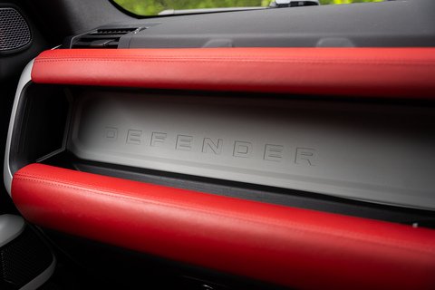3.0 D200 MHEV SE SUV 5dr Diesel Auto 4WD Euro 6 (s/s) (200 ps)
