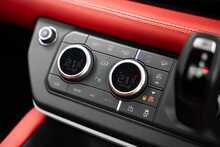 Land Rover Defender 110 D200 MHEV SE 