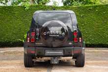Land Rover Defender 110 D200 MHEV SE 