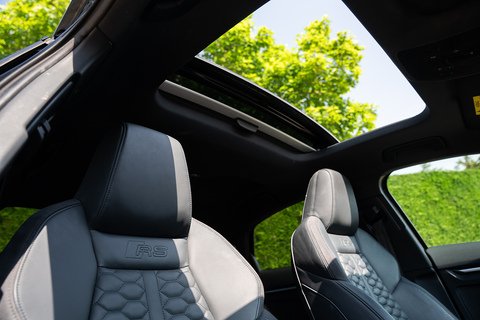 2.5 TFSI Vorsprung Saloon 4dr Petrol S Tronic quattro Euro 6 (s/s) (400 ps)