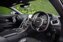 Aston Martin DB11 V12 