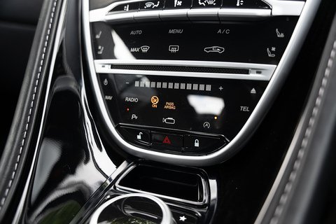 5.2 V12 Coupe 2dr Petrol Auto Euro 6 (s/s) (608 ps)