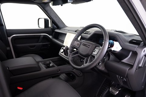 4.4 P635 V8 MHEV OCTA SUV 5dr Petrol Auto 4WD Euro 6 (s/s) (635 ps)