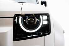 Land Rover Defender 110 P635 V8 MHEV OCTA 