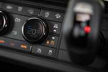 Land Rover Defender 110 P635 V8 MHEV OCTA 
