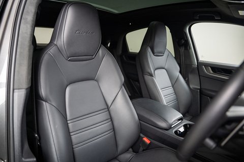 4.0 V8 E-Hybrid 25.9kWh Turbo Coupe 5dr Petrol Plug-in Hybrid TiptronicS 4WD Euro 6 (s/s) (739 ps)