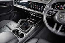 Porsche Cayenne V8 E-Hybrid Turbo 