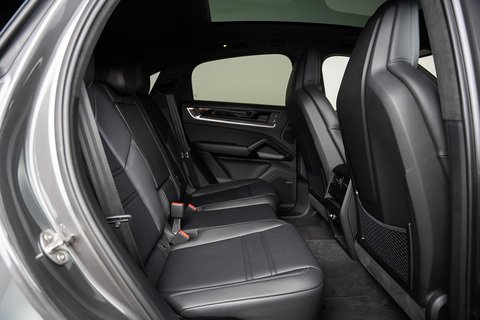 4.0 V8 E-Hybrid 25.9kWh Turbo Coupe 5dr Petrol Plug-in Hybrid TiptronicS 4WD Euro 6 (s/s) (739 ps)