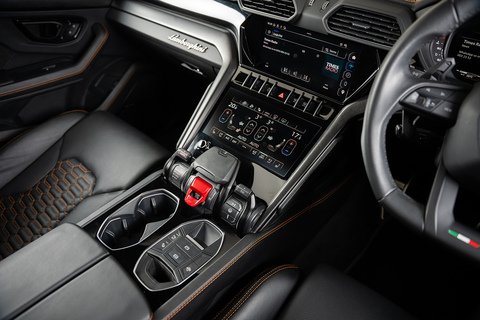 4.0 V8 BiTurbo S SUV 5dr Petrol Auto 4WD Euro 6 (666 ps)