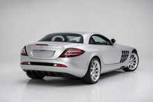 Mercedes-Benz SLR McLaren V8 